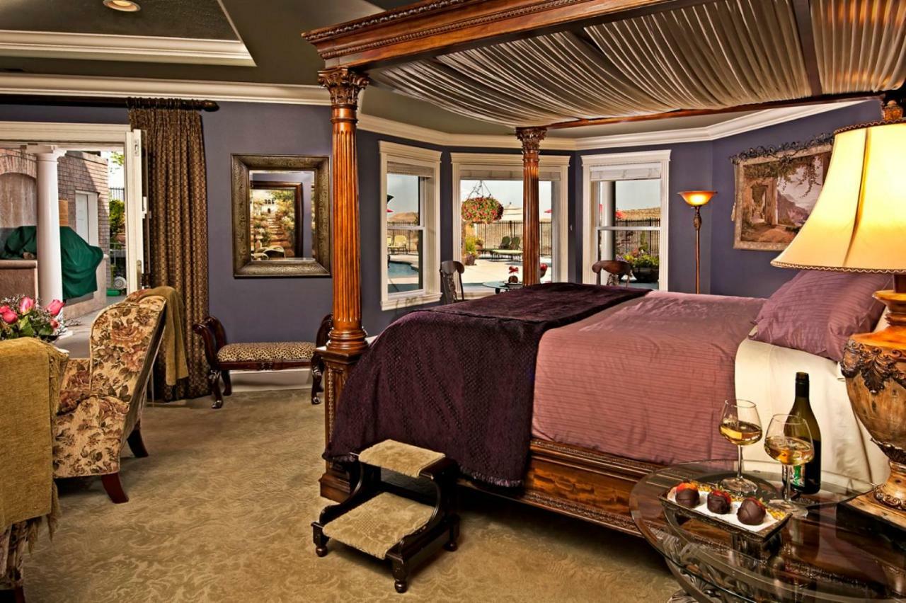 Cameo Heights Mansion And The Vine Fine Dining Restaurant Bed & Breakfast Touchet Exterior foto