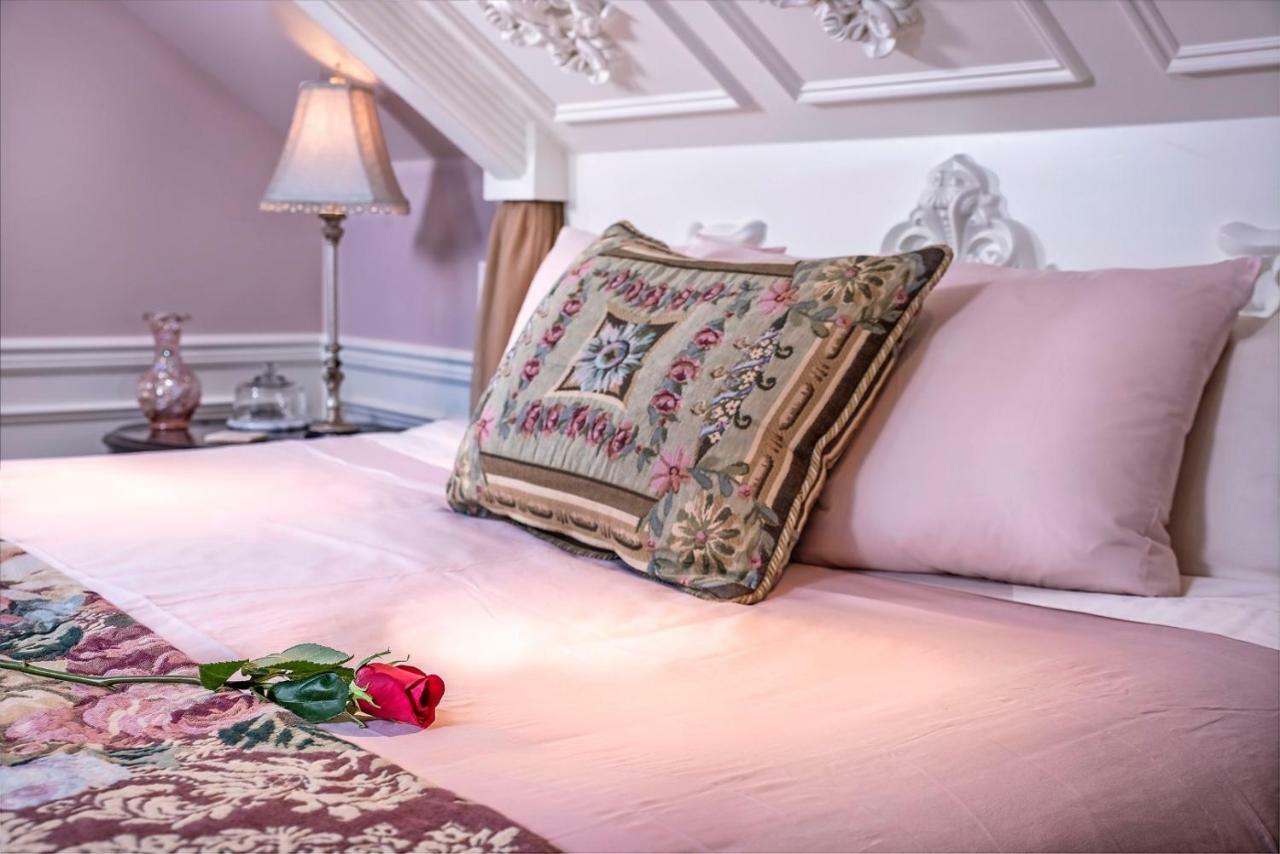 Cameo Heights Mansion And The Vine Fine Dining Restaurant Bed & Breakfast Touchet Exterior foto