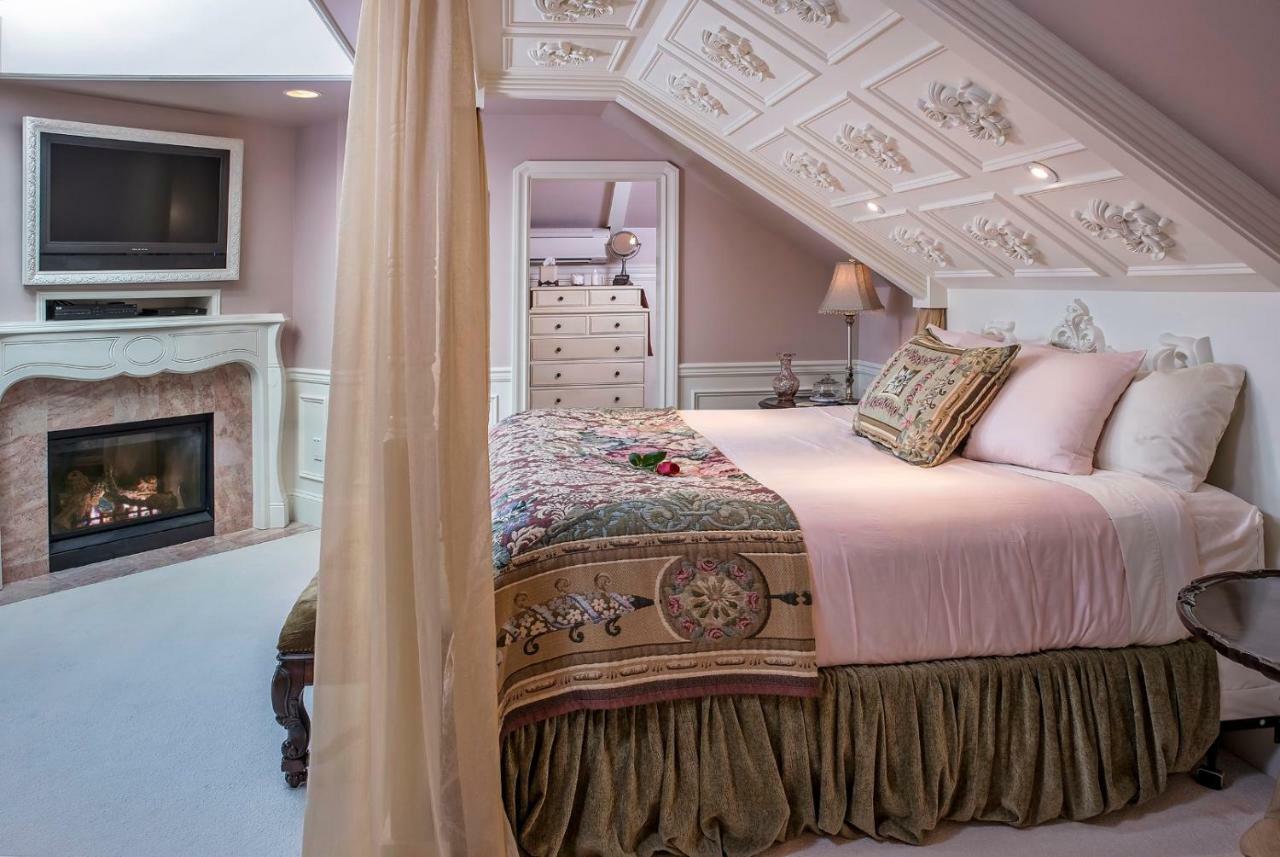 Cameo Heights Mansion And The Vine Fine Dining Restaurant Bed & Breakfast Touchet Exterior foto