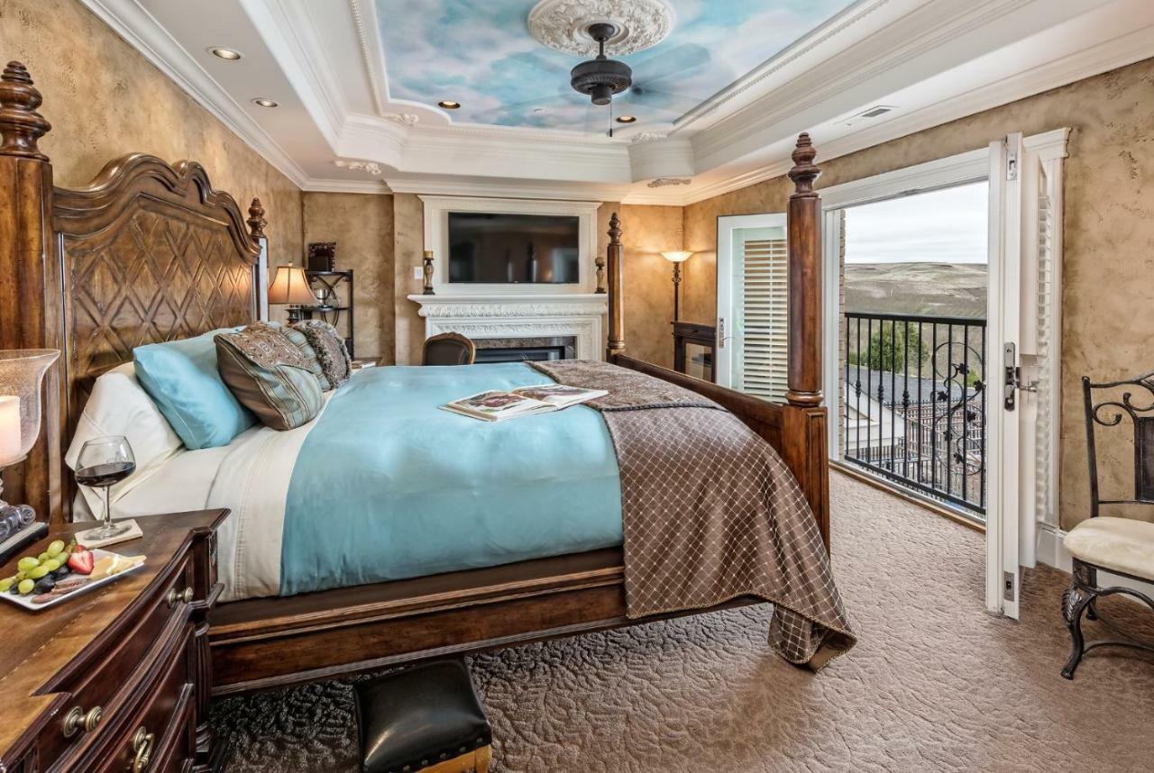 Cameo Heights Mansion And The Vine Fine Dining Restaurant Bed & Breakfast Touchet Exterior foto